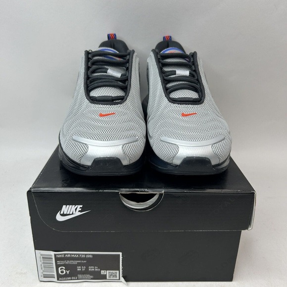 Nike Shoes Air Max 720 GS “Metallic Silver” 2024 - Picture 2 of 5